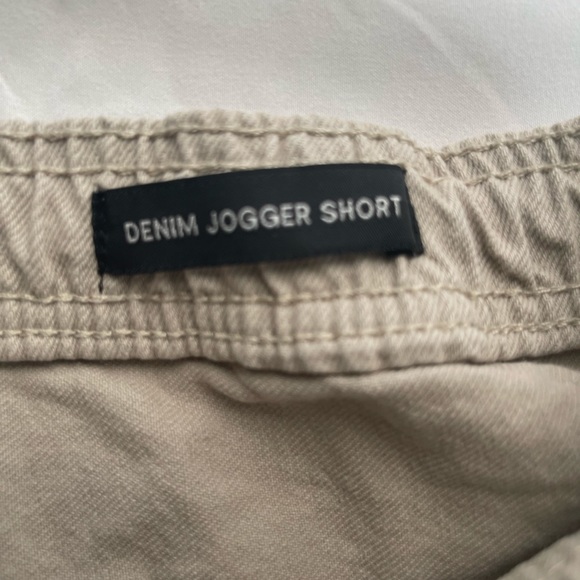 Cotton On Bermudas/Shorts. - Picture 4 of 5